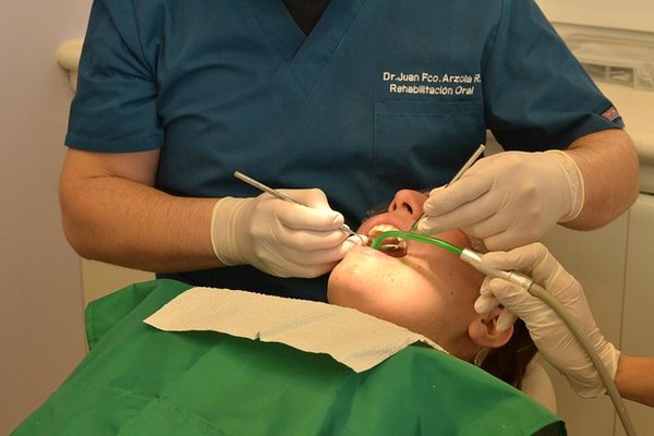 Orthodontiste à maisons-alfort : transformez votre sourire !